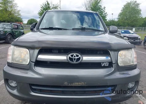 2005 Toyota Sequoia Sr5 V8 from USA, damaged, VIN 5TDBT44A05S245105